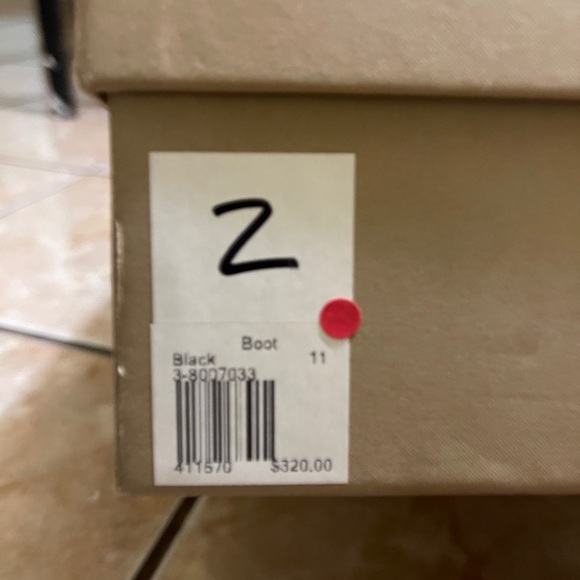 Burberry-Vintage check neoprene& rubber rain boots - Picture 7 of 8